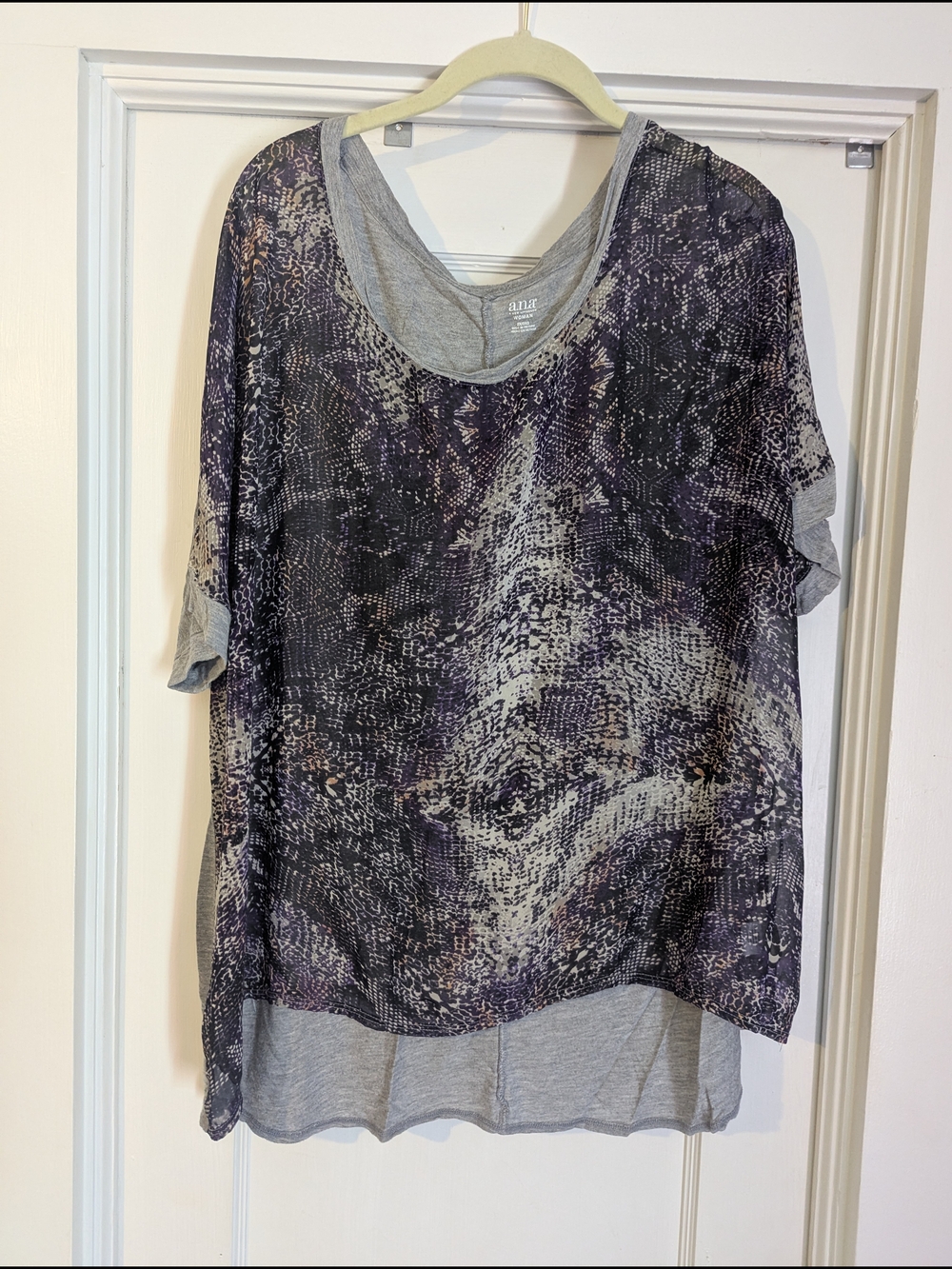 a.n.a Layered Short Sleeve Tunic in Purple and Gray
